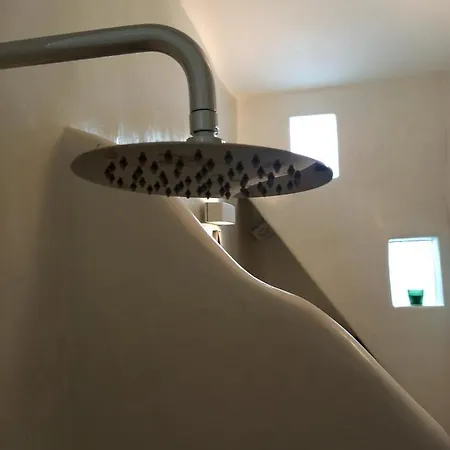 Tristrato Semesterbostad Páros